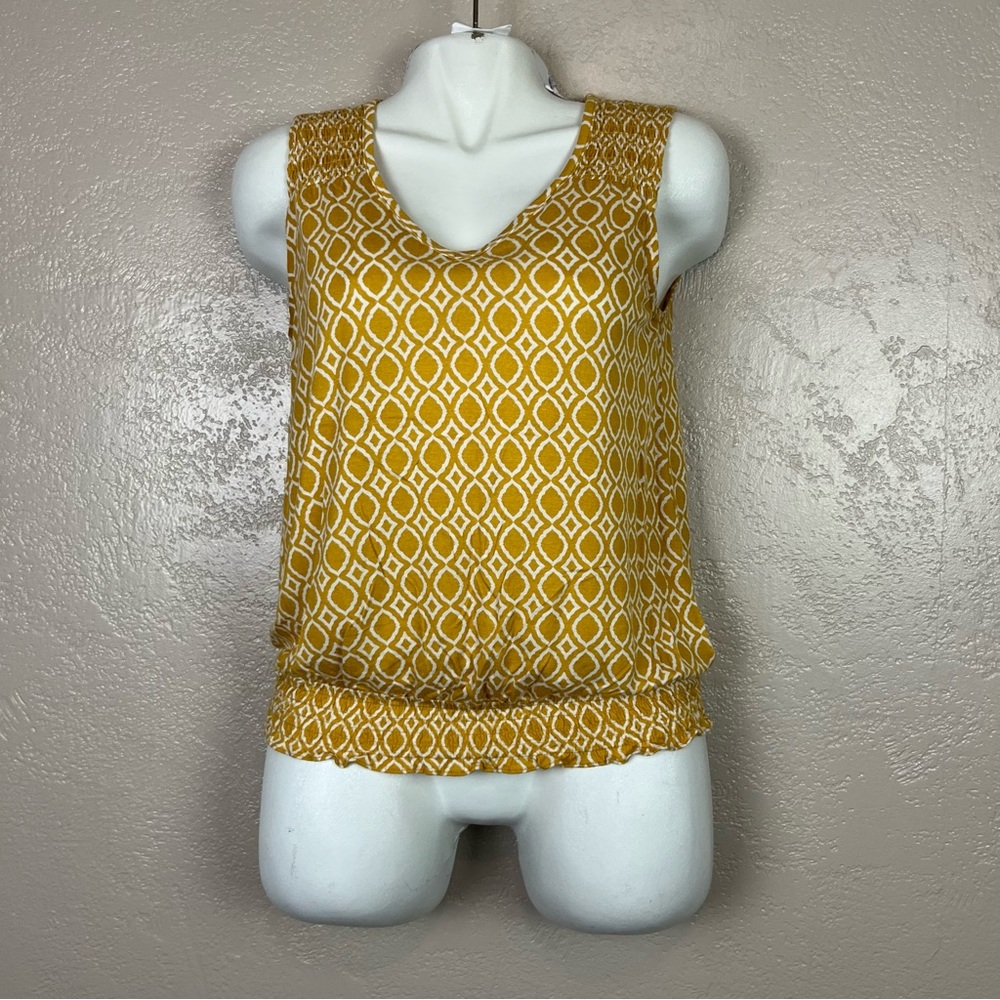 5 for $30 Banana republic women sleeveless yellow white blouse size XS‎